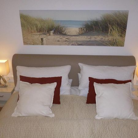 Ostsee-Wellnesslandhaus Mit Sauna, Jacuzzi, Innenwhirlpool Kalkhorst Exteriör bild