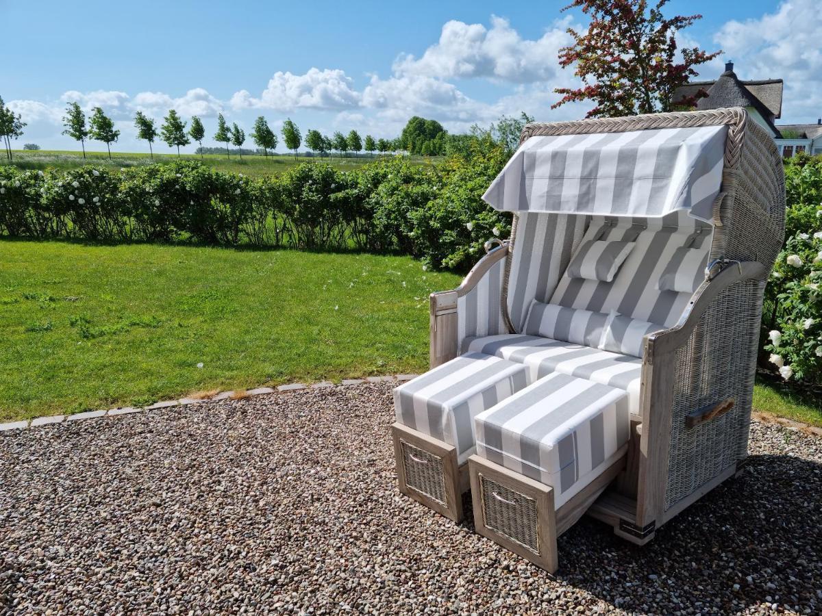 Ostsee-Wellnesslandhaus Mit Sauna, Jacuzzi, Innenwhirlpool Kalkhorst Exteriör bild